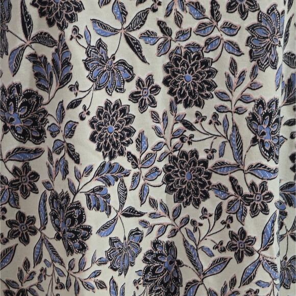 J. Jill Black, White, and Blue Floral Tunic Length‎ Shirt Size Small - Picture 5 of 5